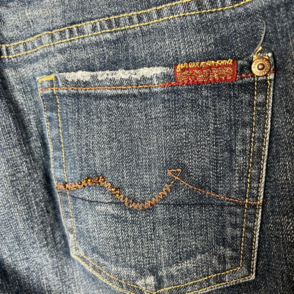 Seven, For All Mankind, SZ 30, blue jeans with amber jeweled signature pockets. - Picture 7 of 11